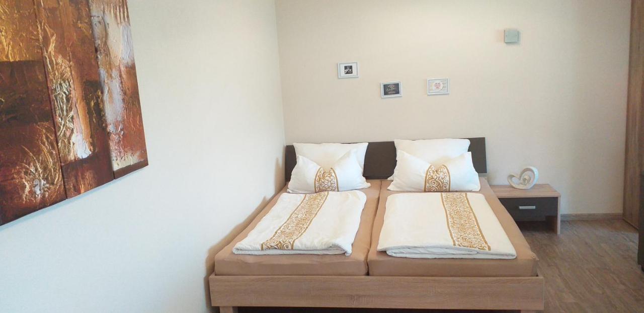 Bei Den Geissens Apartman Aldersbach Kültér fotó