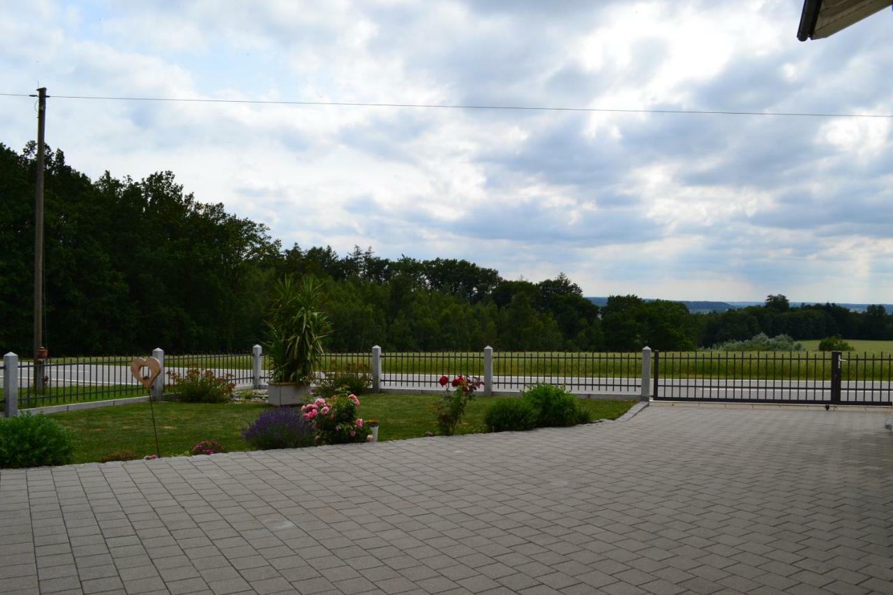 Bei Den Geissens Apartman Aldersbach Kültér fotó
